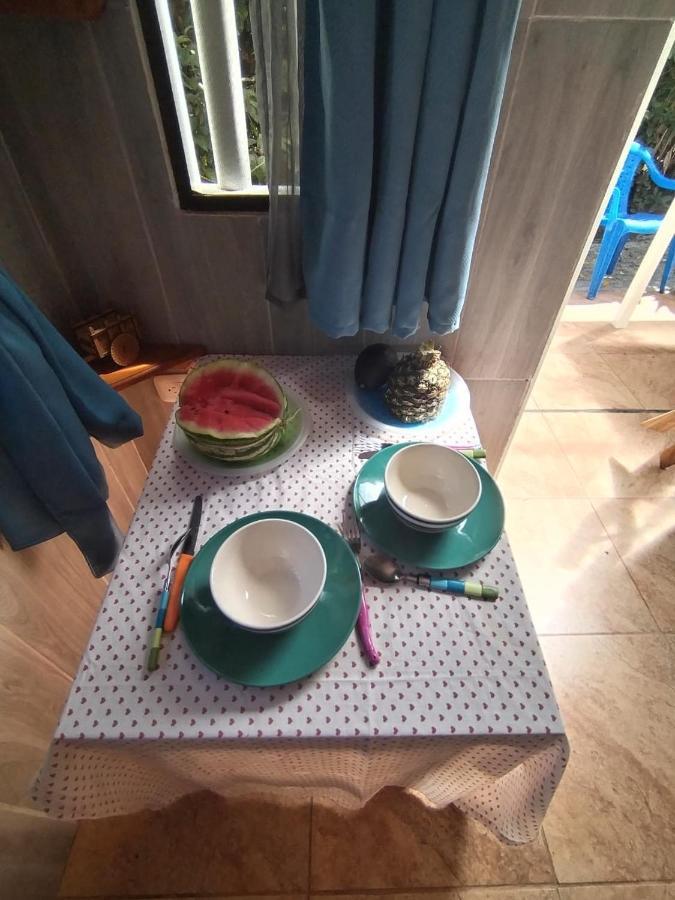 Chambre Independante Chez L'Habitant Парита Екстериор снимка